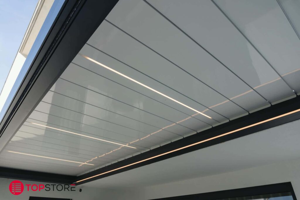 49A7409199_RemediaProd_HD_logo