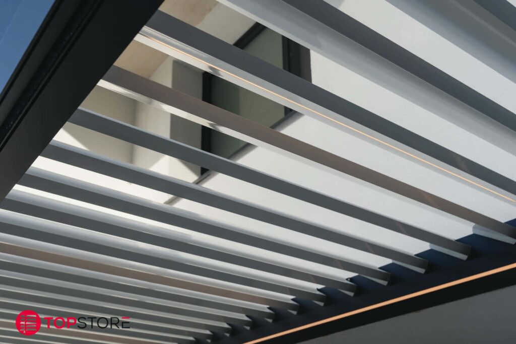 54A7409212_RemediaProd_HD_logo