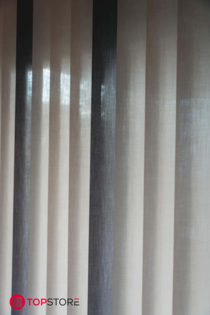 top-stores-bandes-verticales-1