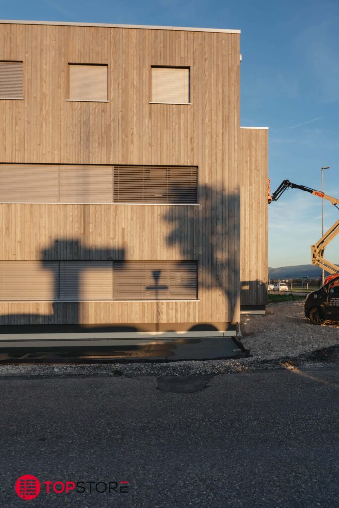 top-stores-exterieurs-a-lamelles-6