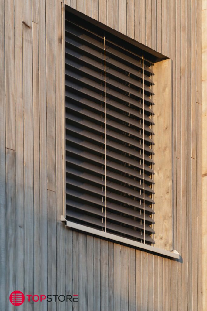 top-stores-exterieurs-a-lamelles-7